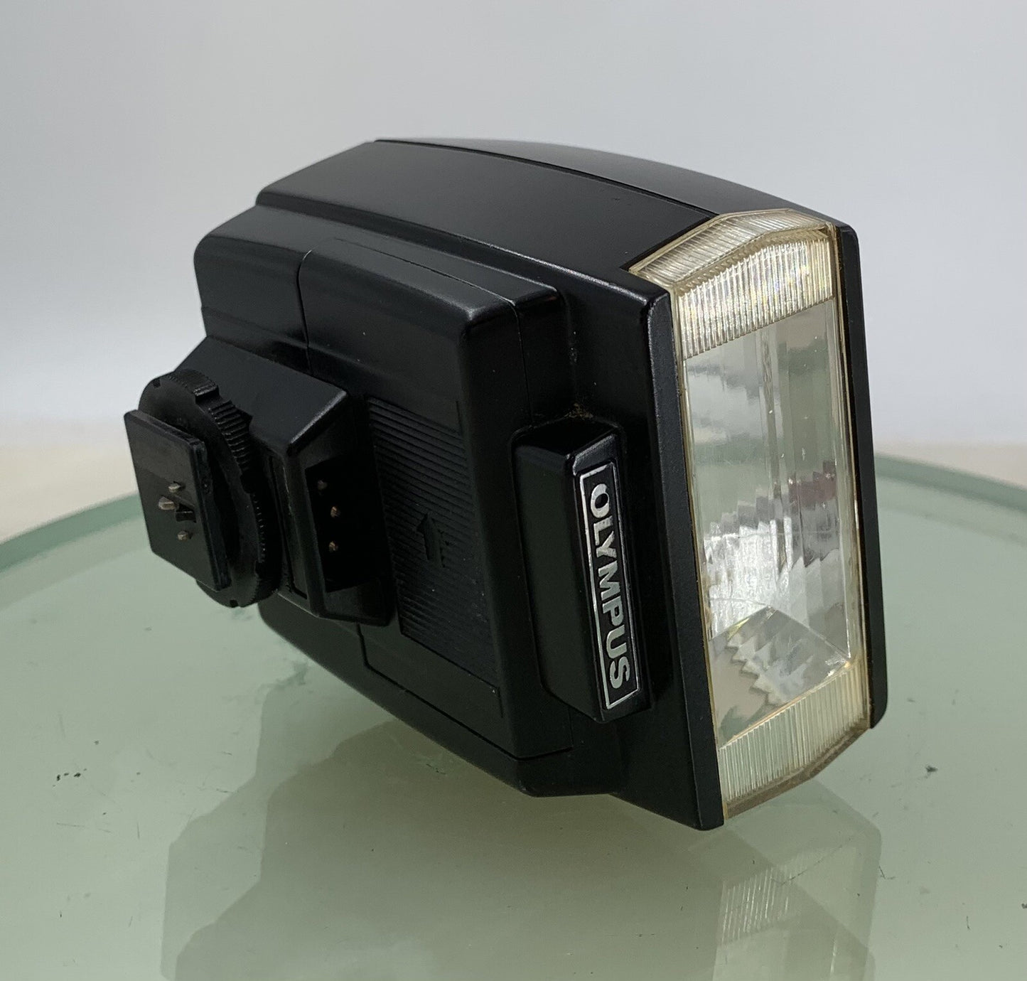 Olympus T20 Shoe Mount Flash for CAMERA EXTENDED BLACK WITH COVER TESTED - 9601