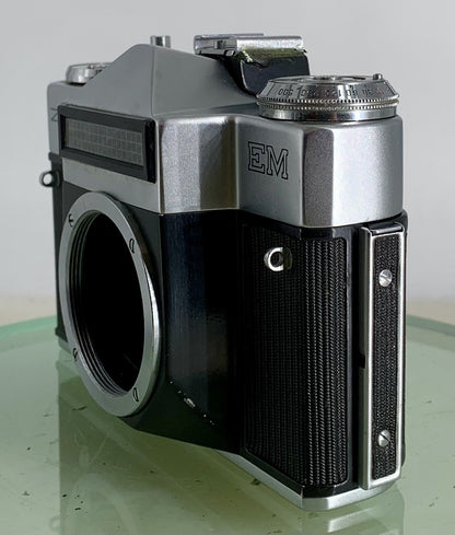 Zenit EM 35mm SLR Film Camera Body Only + Tested - 8916