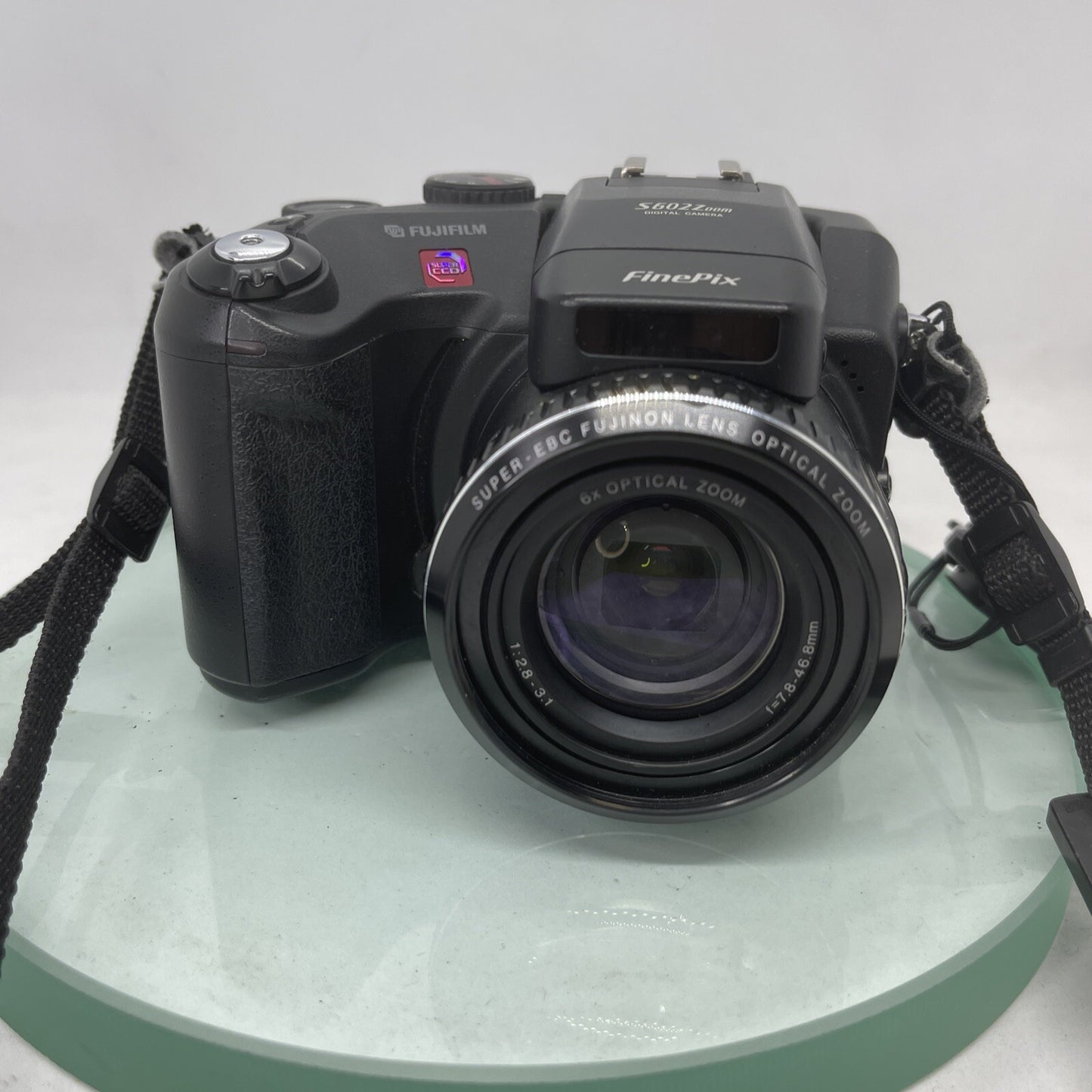 FujiFilm FinePix S602 Zoom  3.1MP 6x Zoom SLR Bridge Camera Crack On LCD TESTED1