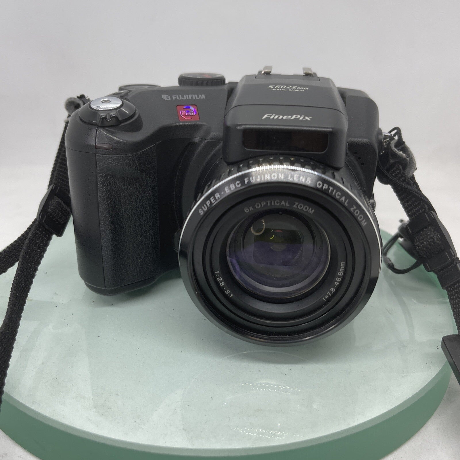 FujiFilm FinePix S602 Zoom  3.1MP 6x Zoom SLR Bridge Camera Crack On LCD TESTED1