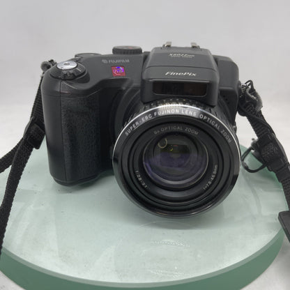 FujiFilm FinePix S602 Zoom  3.1MP 6x Zoom SLR Bridge Camera Crack On LCD TESTED1