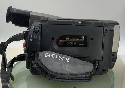 Sony CCD-TRV48E Camcorder Video Camera Recorder  GREY WITH BAG - TESTED - 2293