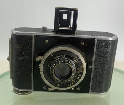 Kochmann Korelle 3x4 Folding Camera with Meyer Gorlitz 5cm F3.5  c.1931  #3151