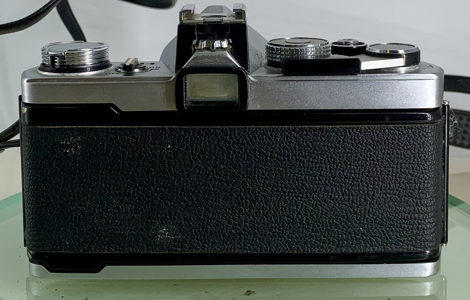 Olympus OM-1 MD 35mm SLR Film Camera &  Olympus ZUIKO  50mm f1.8 Lens- TESTED3014