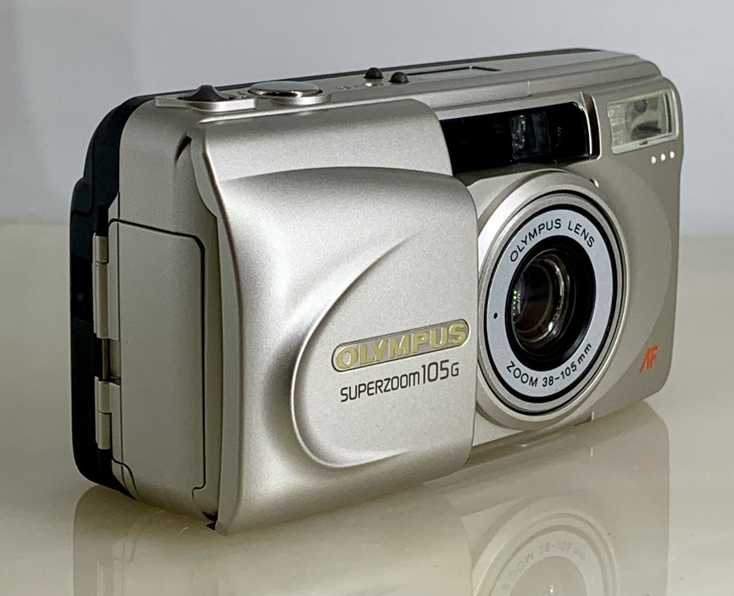 Olympus Superzoom 105G 35mm Film Point & Shoot Camera + SILVER + TESTED - 622