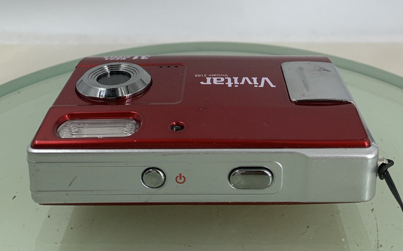 Vivitar Vivicam 3188 3.1MP RED COMPACT DIGITAL CAMERA NO CHARGER TESTED - 2577