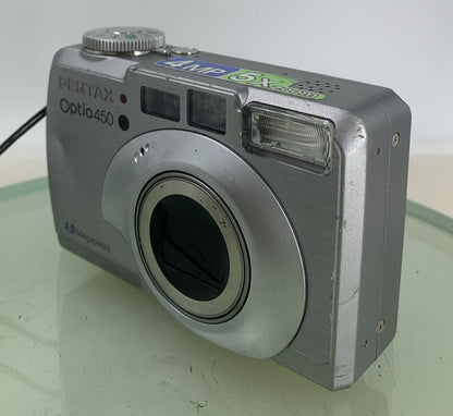 Pentax Optio 450 Digital Camera. 4.0MP, 5 x Zoom SILVER NO CARD TESTED - 4312