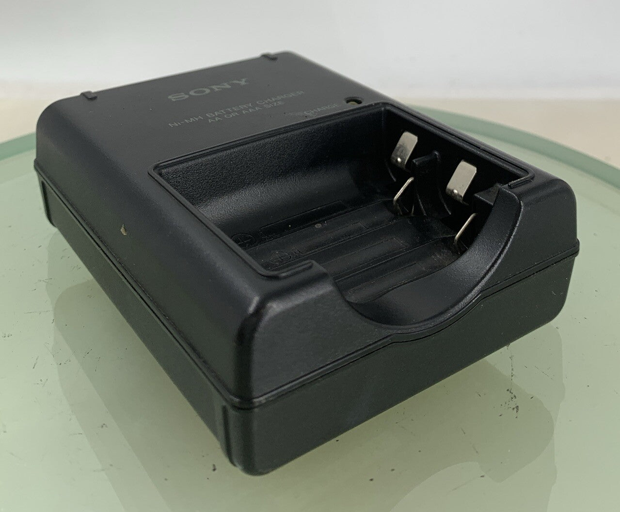 Original Genuine Sony NI-MH Battery Charger BC-CS2B AA or AAA SIZE TESTED - 7484