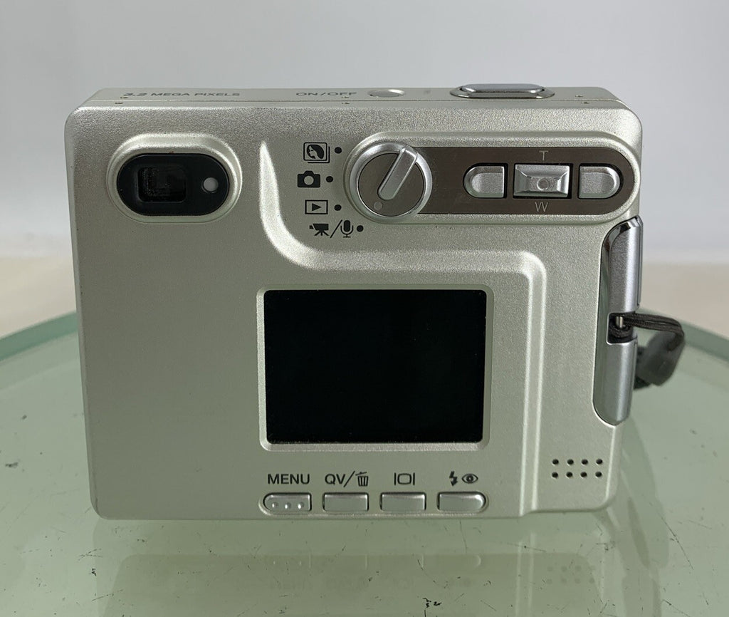KONIKA MINOLTA DIMAGE XG Camera Silver + BAG+256MB CARD+CHARGER Tested - 6205