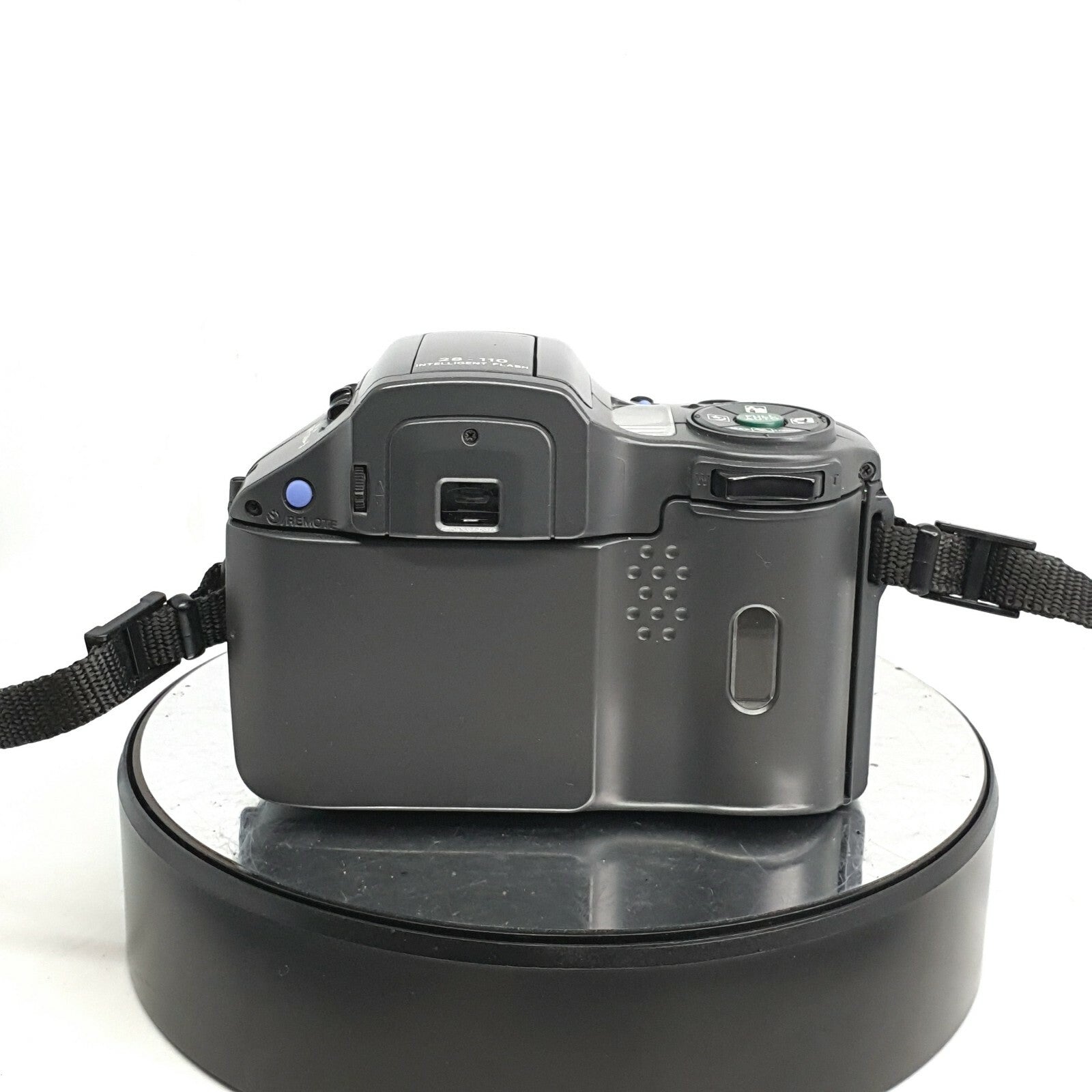 OLYMPUS IS-100 35MM FILM BRIDGE CAMERA~28-110MM - Cased/Great Condition #9073