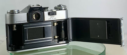 Vintage Zenit - B SLR Camera + HELIOS-44-2  2/58 Lens + SILVER + TESTED - 1739