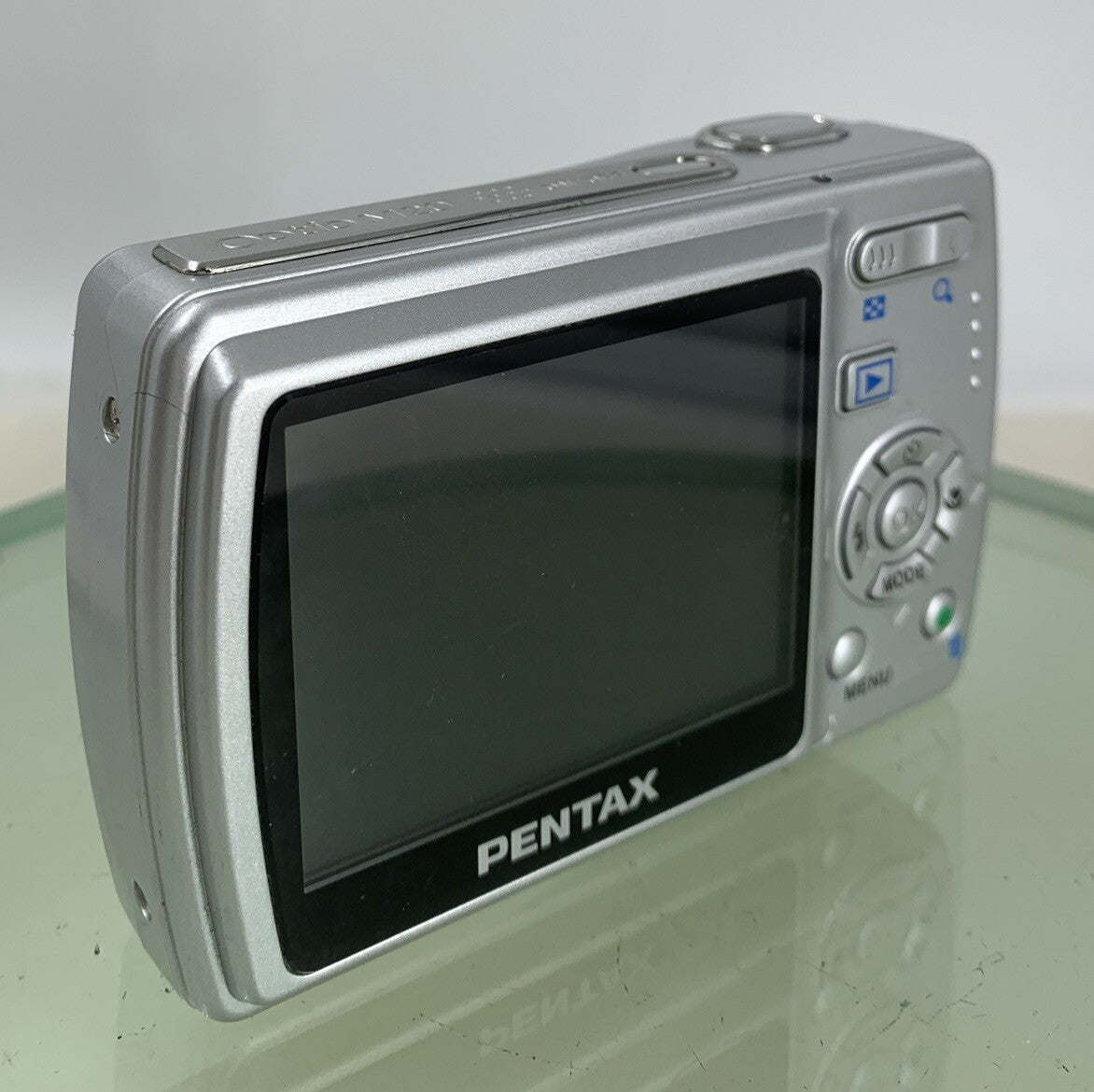 Pentax Optio M20 Digital Camera 7.0 MP 3x ZOOM SILVER NO CHARGER TESTED - 2444