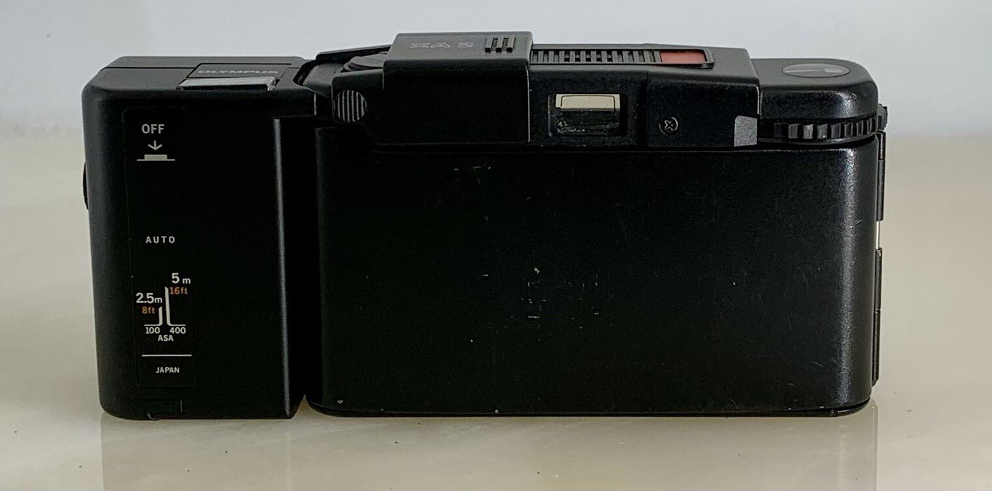 OLYMPUS XA2 Compact Camera 35mm Flash A11 D.ZUIKO 35mm f3.5 TESTED + Case 664