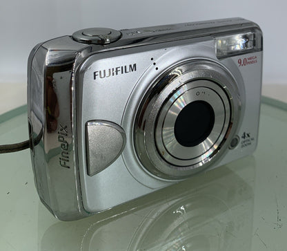 Fujifilm Digital Camera FinePix A920 9.0MP SILVER NOCARD NOCHARGER TESTED - 5700