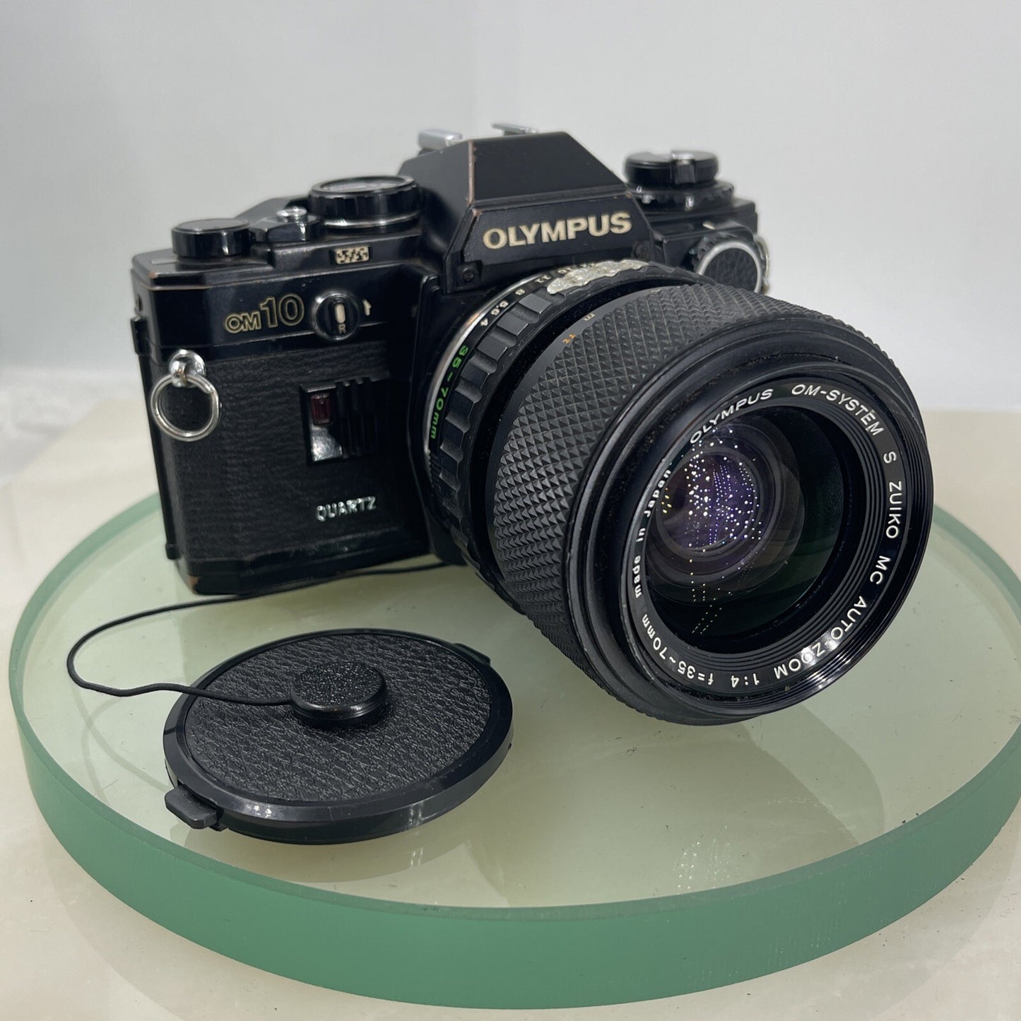 Black Quartz Olympus OM10 35mm SLR Camera Olympus 35-70mm Manual Adapter TESTED0