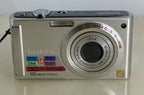 Panasonic LUMIX DMC-FS5 10.1MP Digital Camera + Silver + Charger + Tested - 5551