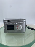 Fujifilm FinePix A203 2.0MP Digital Compact Camera WITH COVER SILVER TESTED - 934