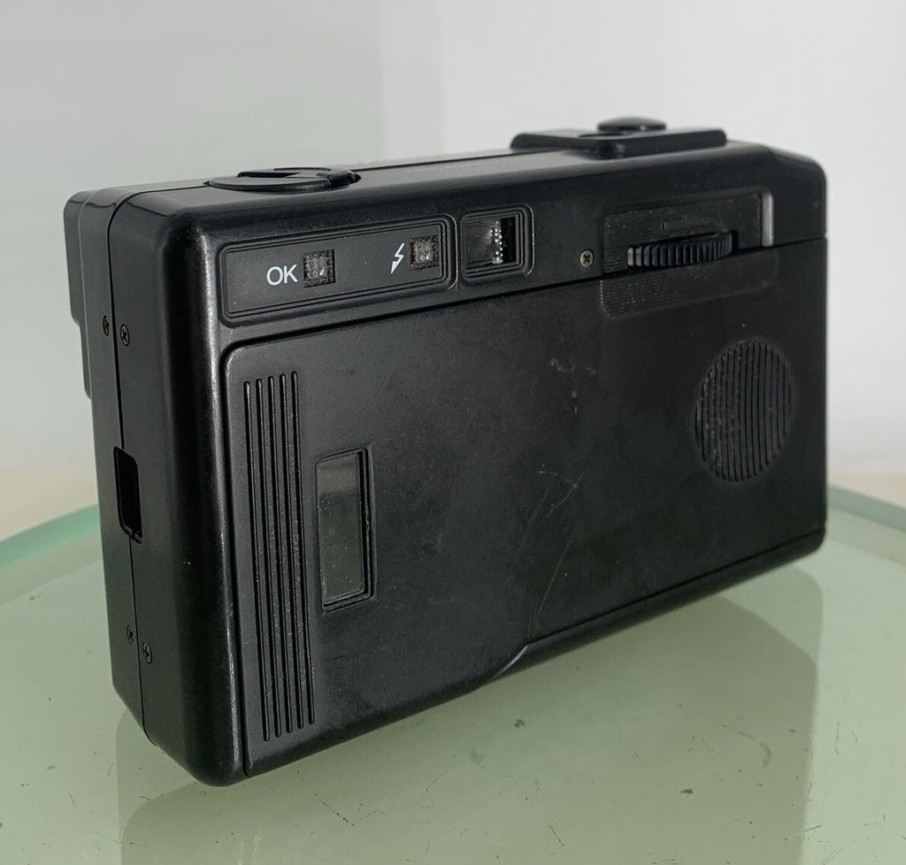 Miranda ME-X DX POINT AND SHOOT FILM CAMERA BLACK GOOD CONDITION TESTED - 7624
