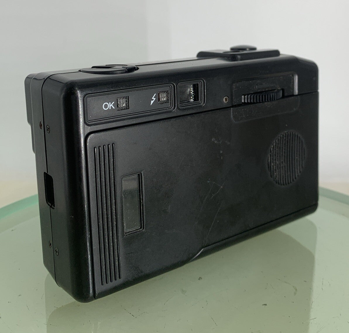 Miranda ME-X DX POINT AND SHOOT FILM CAMERA BLACK GOOD CONDITION TESTED - 7624