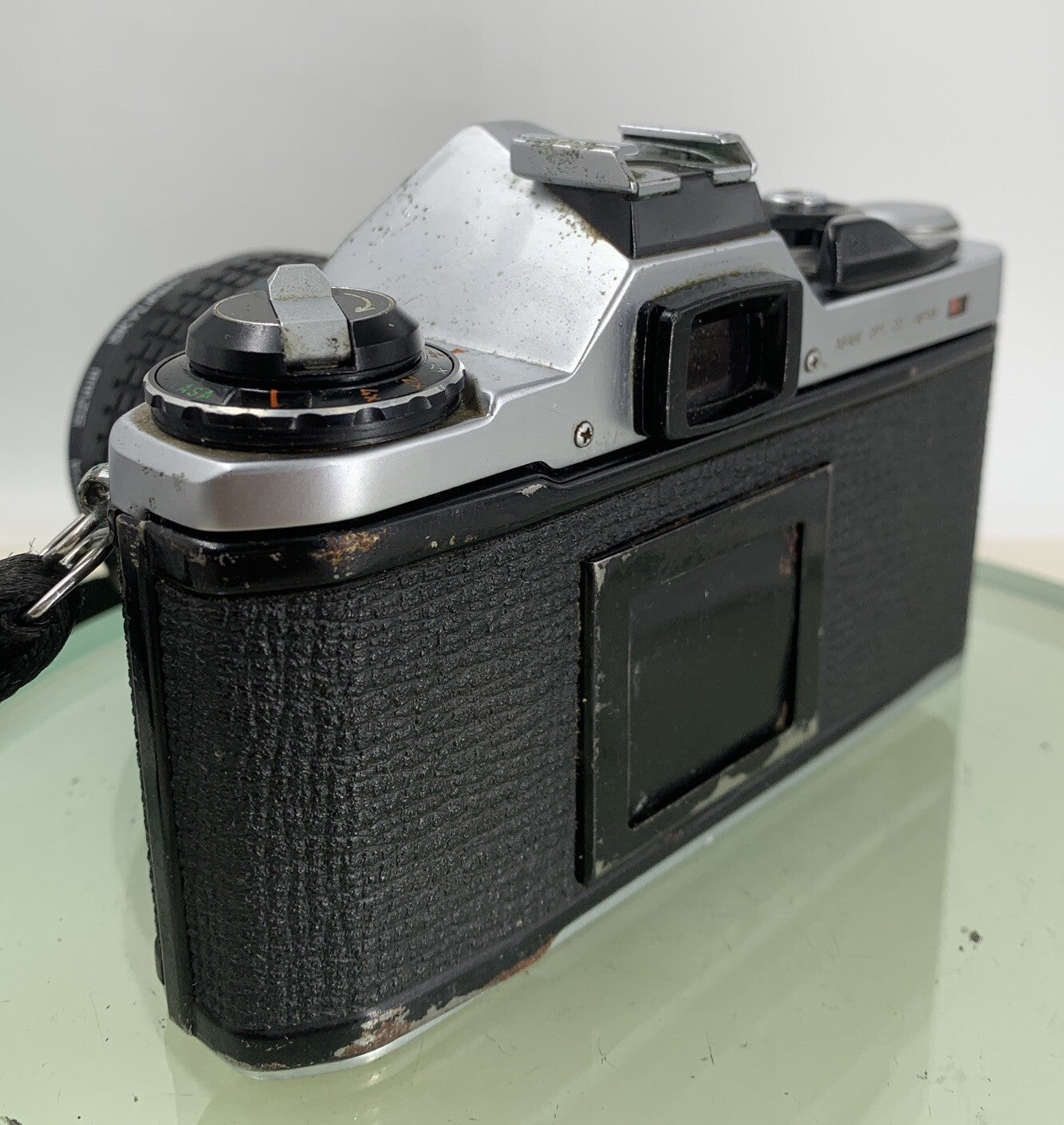 ASAHI PENTAX ME FAST COMPACT VINTAGE SLR FILM CAMERA + 28MM LENS TESTED - 3354
