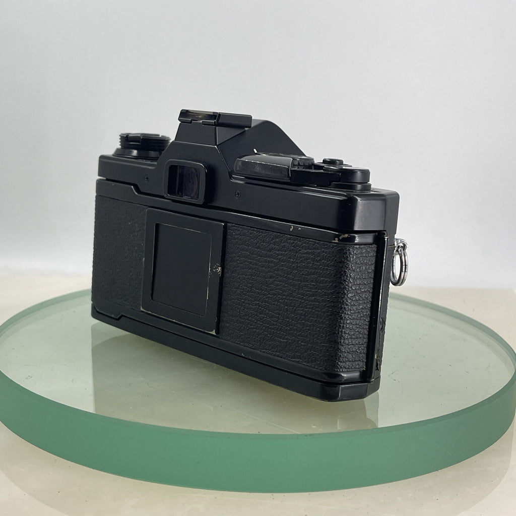Olympus OM-2 Spot / Program SLR Camera+Olympus Zuiko  50mm f1.8 SilverTESTED 5155