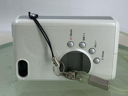 BenQ Compact Digital Camera 1300 WHITE WITH BOX WORKING AND TESTED - 8415