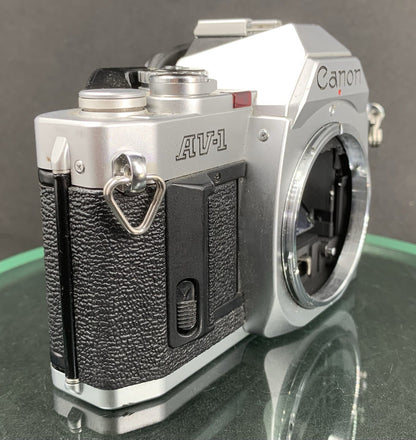 CANON AV-1 35mm FILM SLR CAMERA BODY ONLY  IN WORKING ORDER #1011
