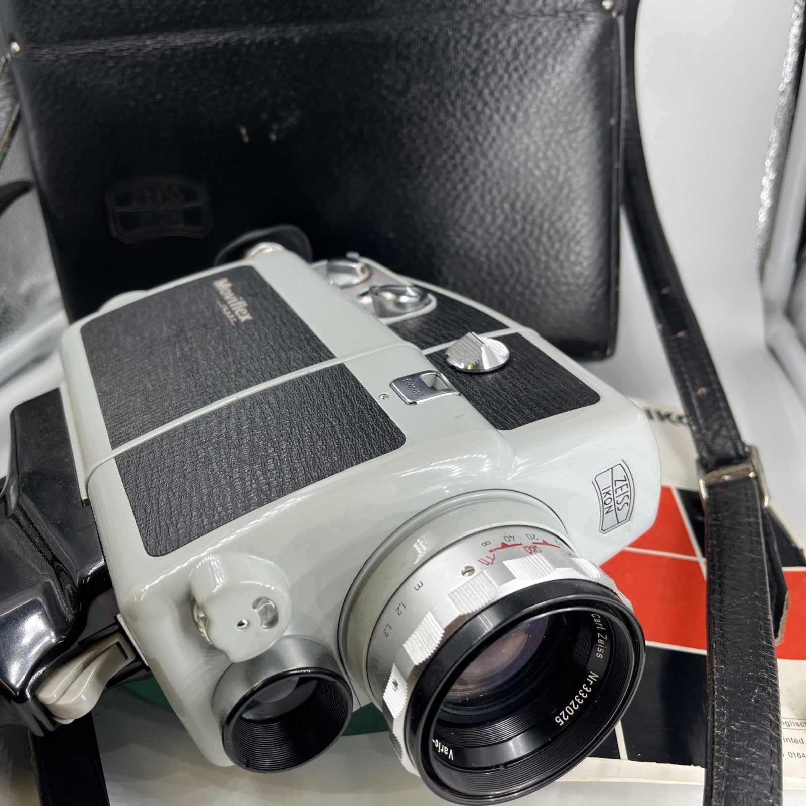 Zeiss Ikon Moviflex Super Doppel 8 Filmkamera Carl Zeiss Vario-Sonnar 1.9/7.5-300