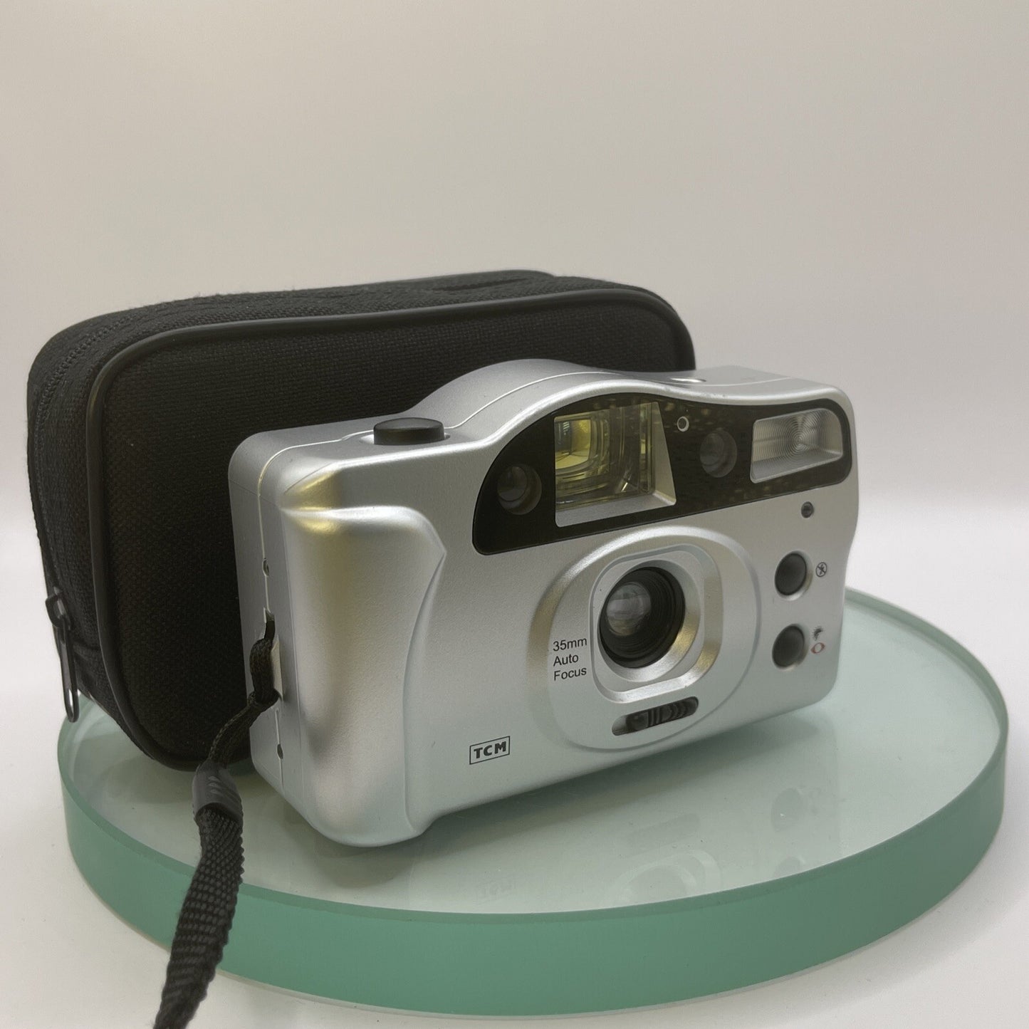 TCM 35mm Point and Shoot Film Camera Auto focus EXCELLENT CONDITION, Cased #3300