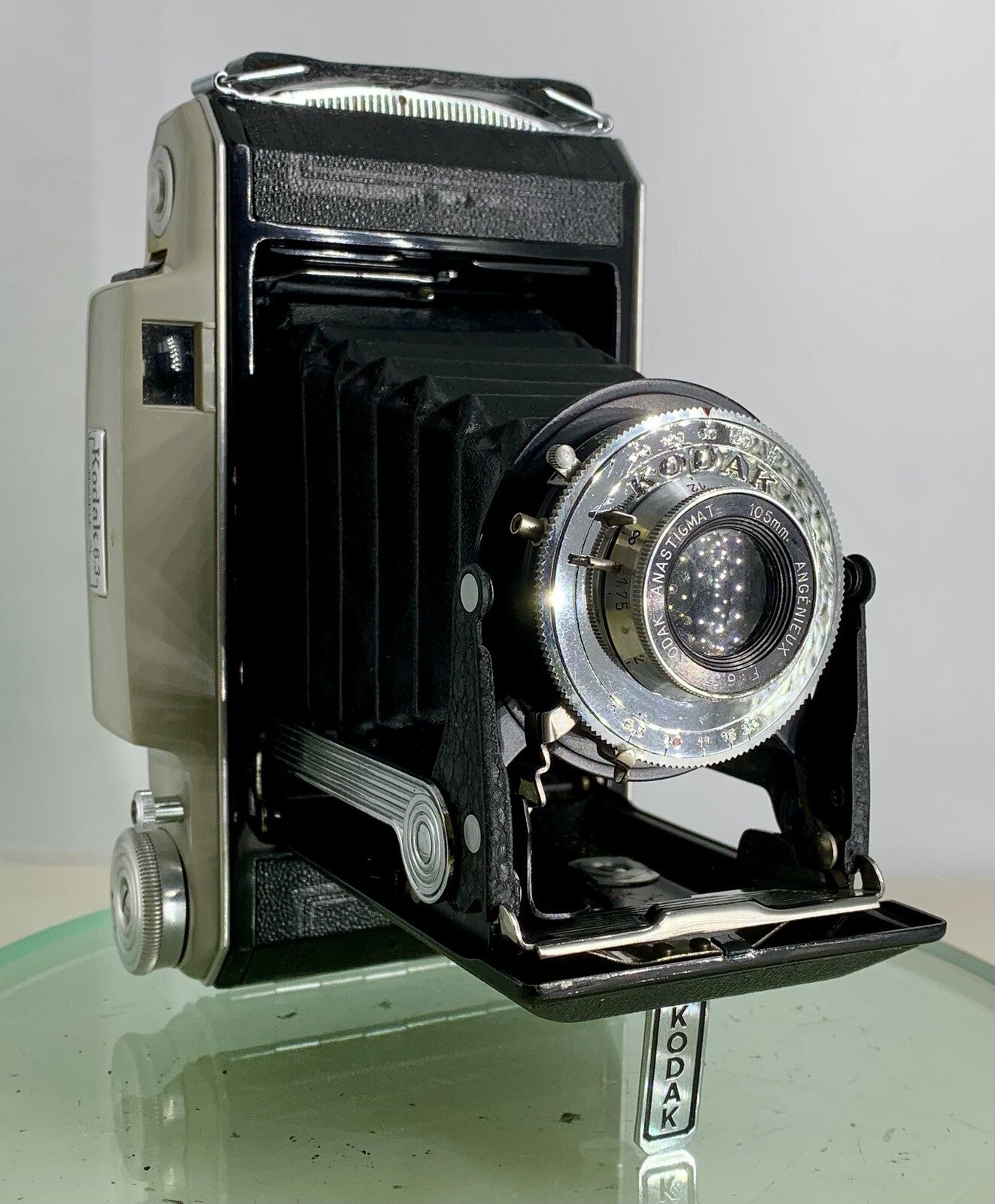 Kodak 6.3 Model 21 with 105mm 1:6.3 Angieux Anastigmat + CASE, TESTED #421