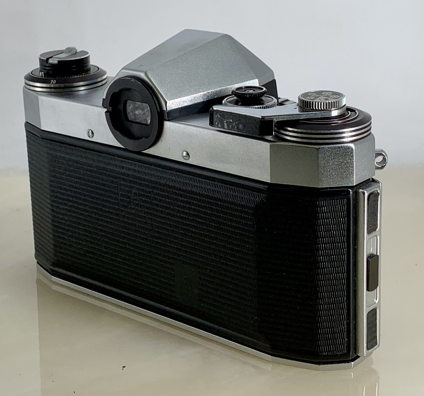 VINTAGE PRAKTICA NOVA SLR CAMERA + CASE + TESSAR 2.8 / 50 LENS + BOX - 5143