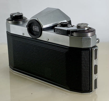 VINTAGE PRAKTICA NOVA SLR CAMERA + CASE + TESSAR 2.8 / 50 LENS + BOX - 5143