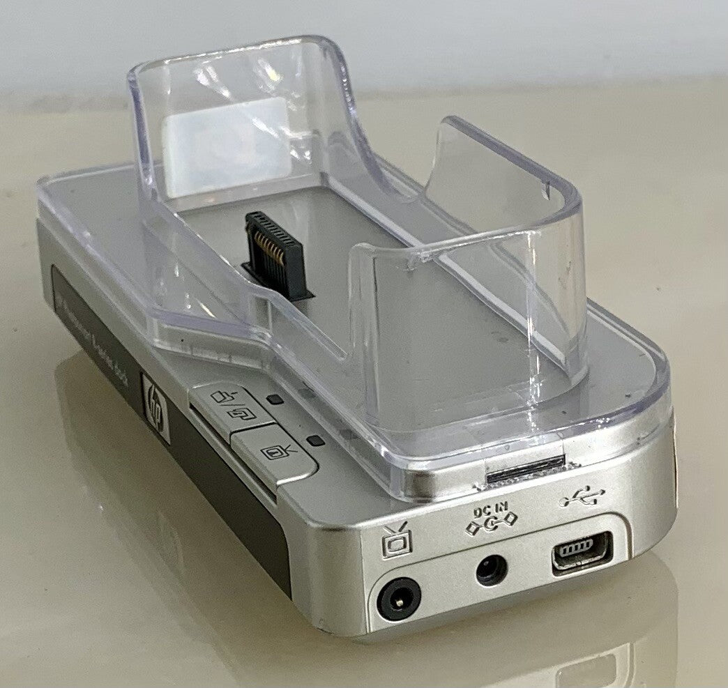 HP PHOTOSMART R-SERIES DOCK CHARGER FOR HP R507 + GOOD CONDITION - 7845