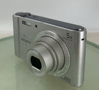 Sony CyberShot DSC-W800 DIGITAL CAMERA 20.1MP SILVER+ 8GB CARD+WIRE TESTED - 4442