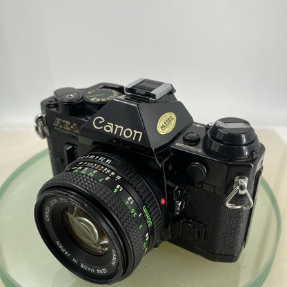 Canon AE-1 Program 35mm SLR Film Manual Camera BLACK+Canon 50mm F/1.8 FD Lens8822