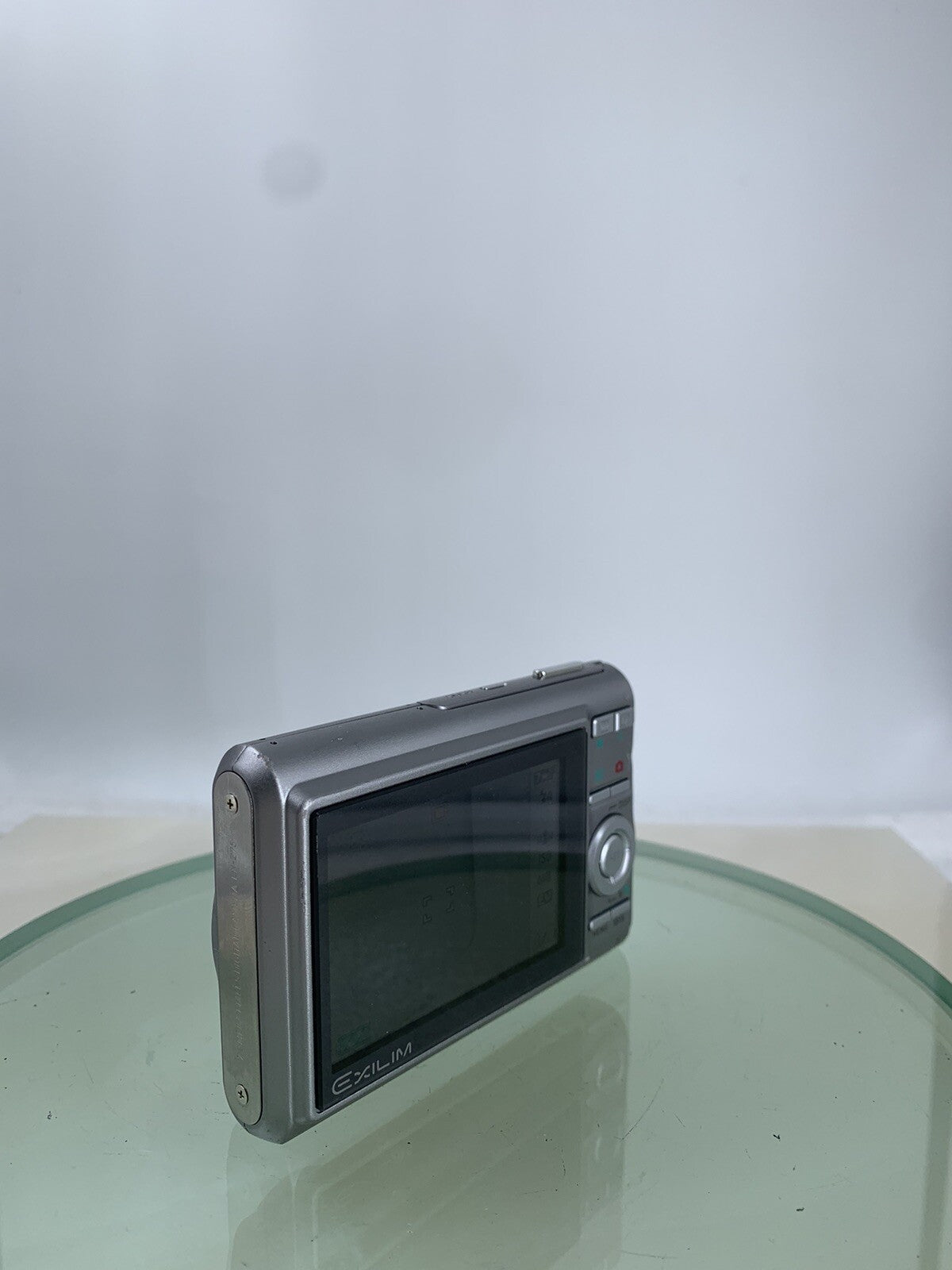 Casio Digital Camera EXILIM EX-Z75 7.2MP SILVER WITH CHARGER TESTED - 6895