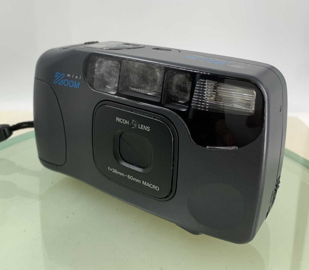Boots Mini Zoom 38mm-60mm Camera black WITH CASE - TESTED - 8941