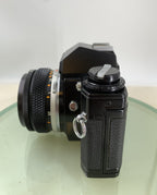 BLACK RARE Olympus OM10 + 50MM F1.8 ZUIKO 35mm Film SLR+BOOK - FULLY SERVICED8072