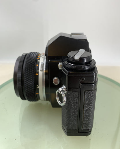 BLACK RARE Olympus OM10 + 50MM F1.8 ZUIKO 35mm Film SLR+BOOK - FULLY SERVICED8072