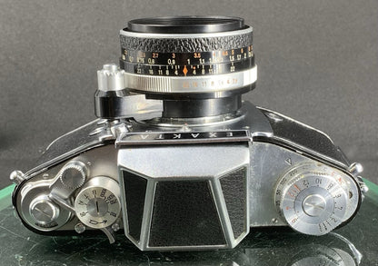 IHAGEE Exakta Varex DRESDE IIa Tessar f=2.8/50mm + Case (NEED SERVICE) #14110