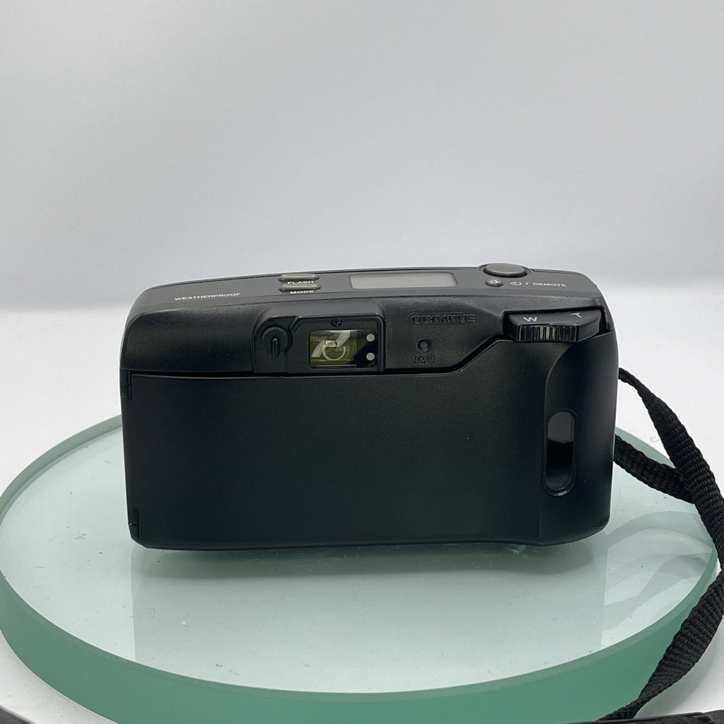 Olympus Superzoom 120 35mm Film Camera Quartz Date in excellent condition+case533