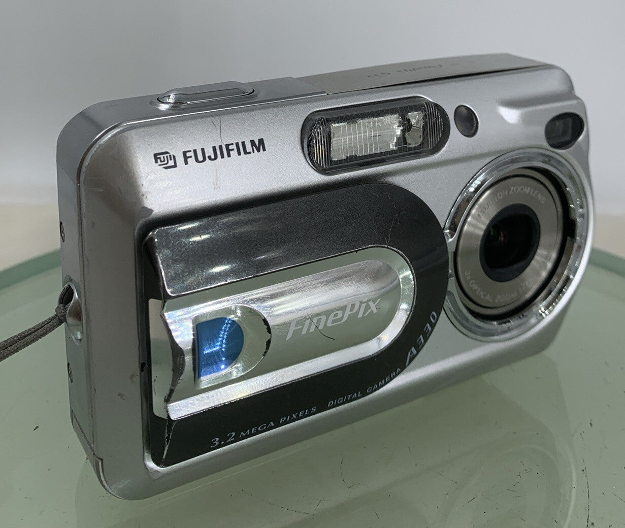 Fujifilm FinePix Digital Camera A330 3.2MP NO CARD NO CHARGER TESTED - 7760