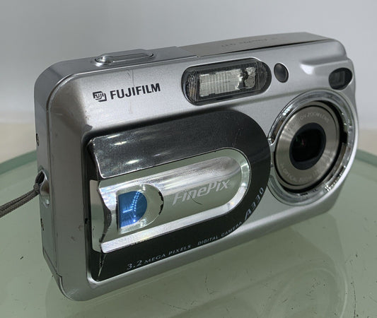 Fujifilm FinePix Digital Camera A330 3.2MP NO CARD NO CHARGER TESTED - 7760