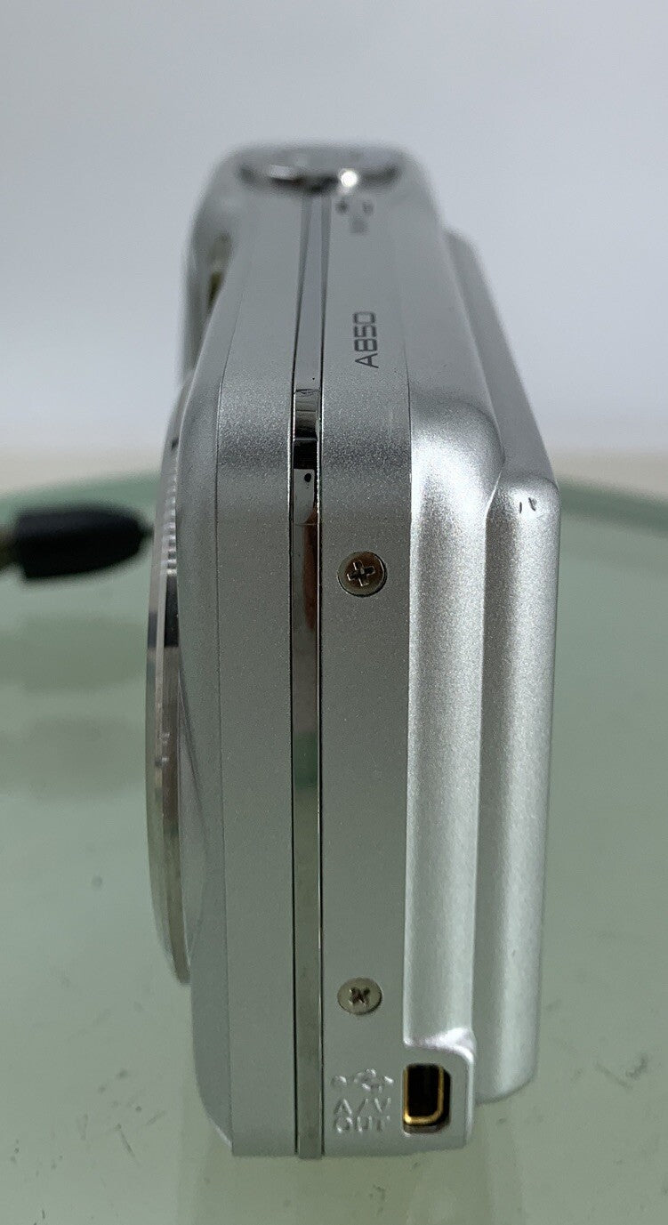 Fujifilm Digital Camera FinePix A850 8.1MP SILVER NO CHARGER NOCARD Tested-3113