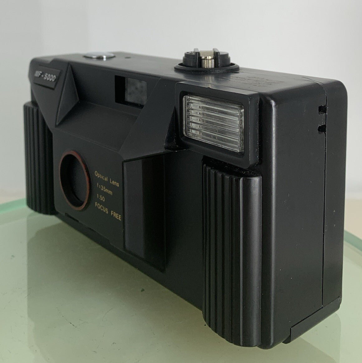MF- 5000 COMPACT POINT AND SHOOT FILM CAMERA GOOD CONDITION TESTED - 7362