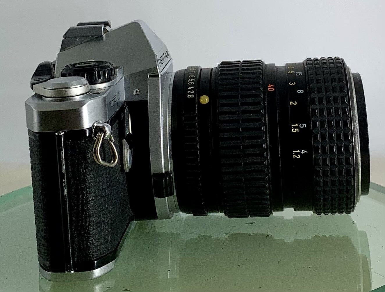 Pentax ME Super 35mm SLR Film Camera + Pentax-M 40-80mm f2.8 LENS - TESTED - 3822