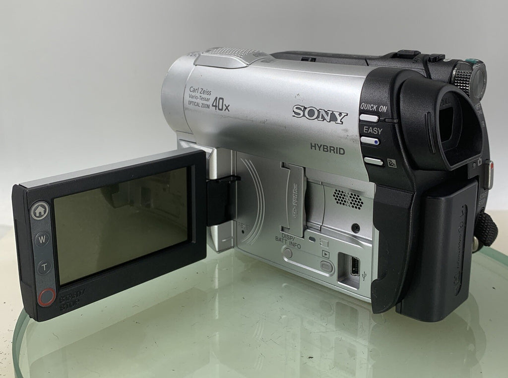Sony Handycam DCR-DVD115E Handheld Mini DVD Camcorder Silver WITH BAG TESTED-2384