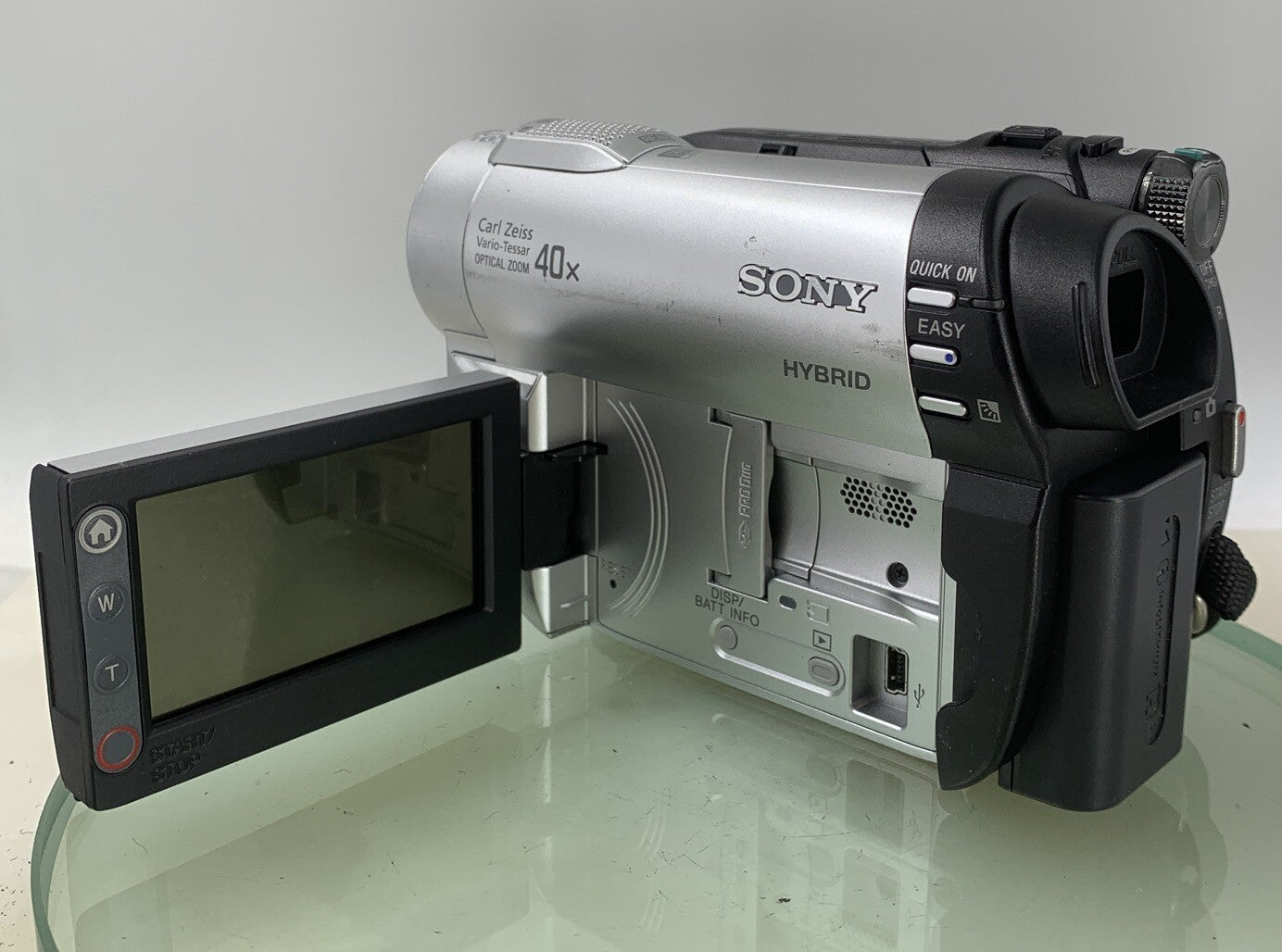Sony Handycam DCR-DVD115E Handheld Mini DVD Camcorder Silver WITH BAG TESTED-2384