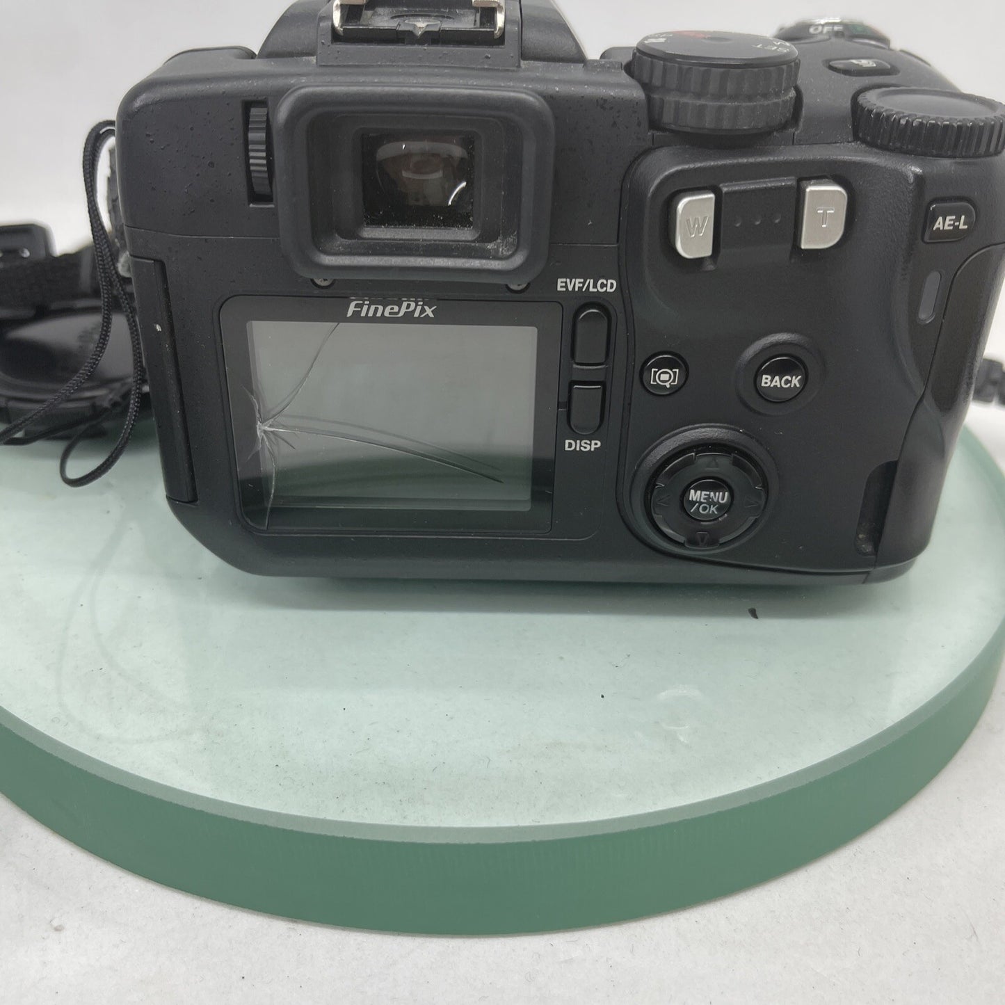 FujiFilm FinePix S602 Zoom  3.1MP 6x Zoom SLR Bridge Camera Crack On LCD TESTED7