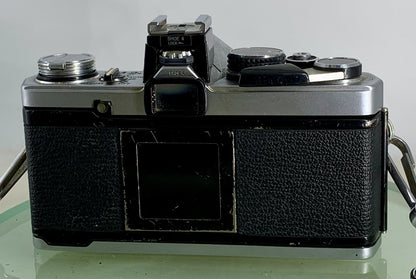 Olympus OM-2N MD 35mm Film SLR Manual Camera Olympus AUTO S50mm F/1.8 Zuiko Lens4